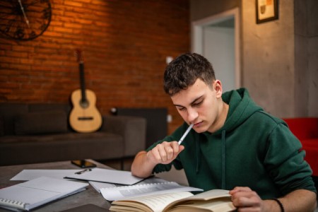 چگونه با تمرکز کامل به مطالعه بپردازیم؟